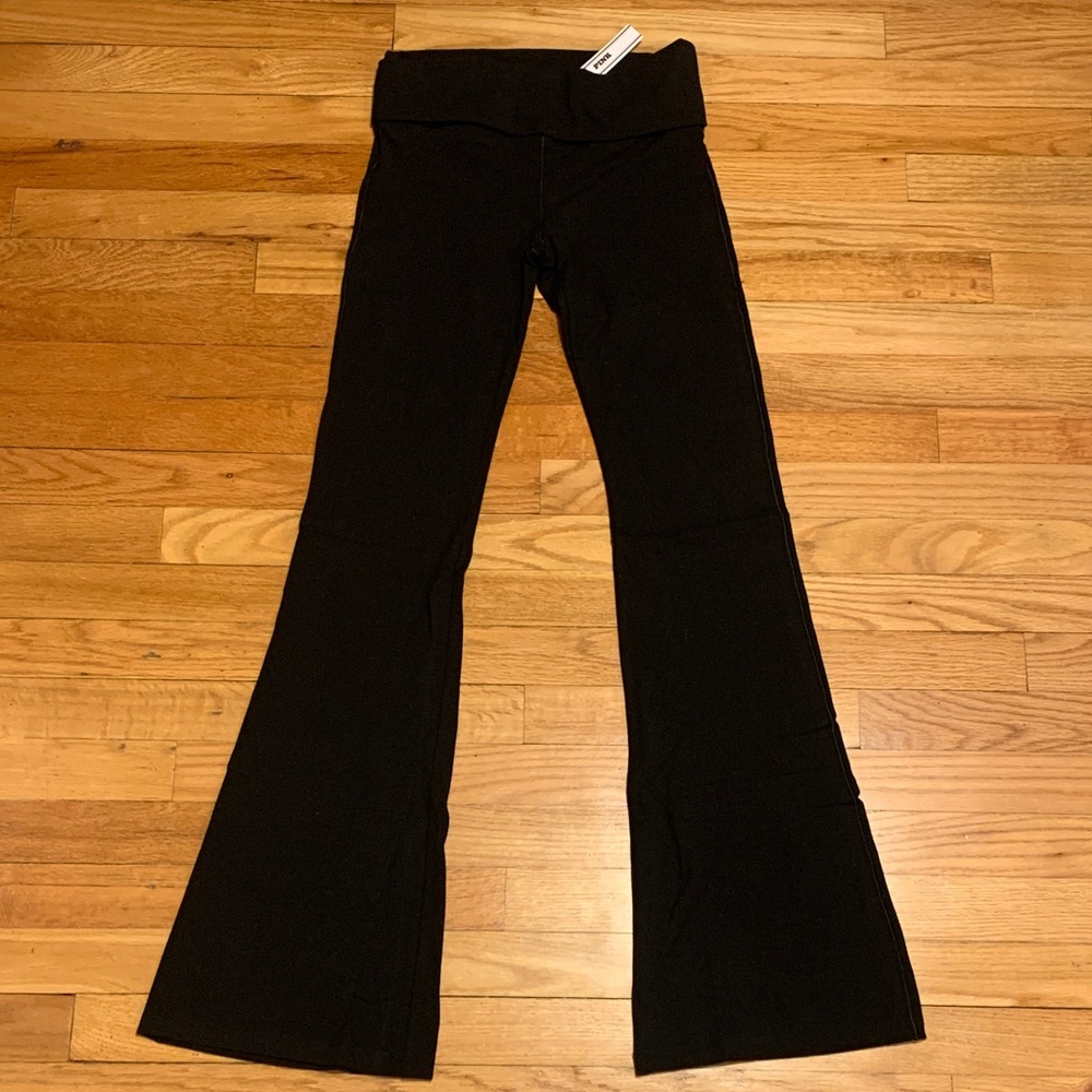 Victoria’s Secret PINK foldover yoga